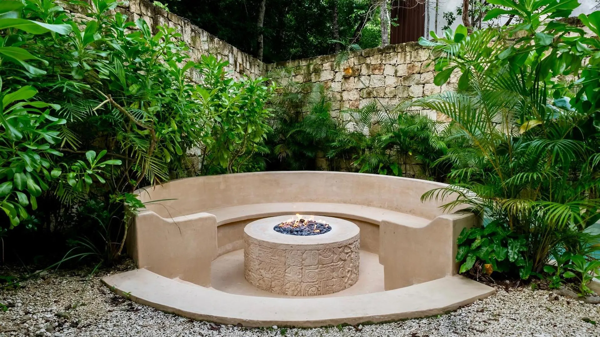 Mayan Luxury Temple With Pool, Firepit And Concierge Services Tulum Mexiko